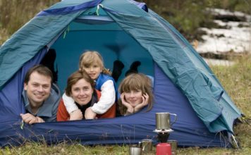Camping mit der Familie